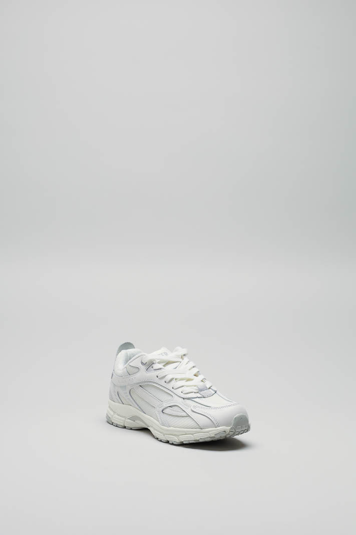 zoom in on Wit Sneaker image Wit Sneaker image