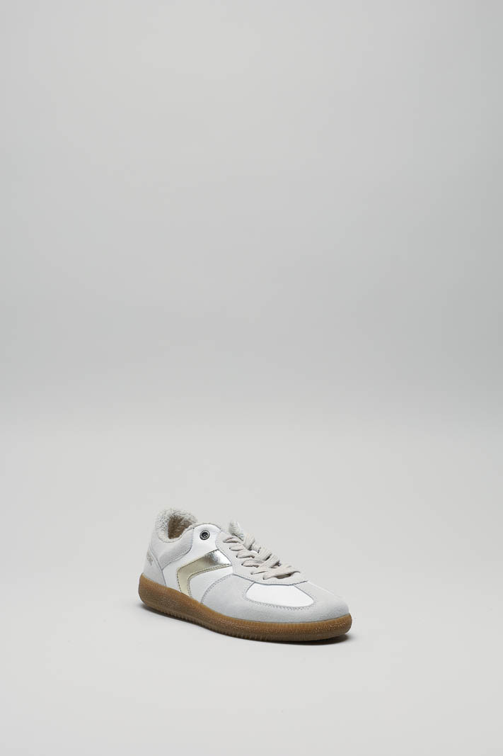 zoom in on Wit Sneaker image Wit Sneaker image