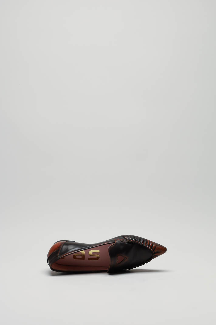 zoom in on Bruin Mocassin image Bruin Mocassin image