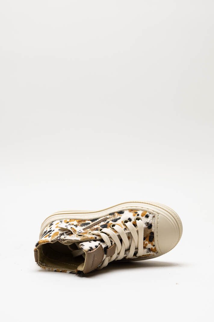 zoom in on Ecru Sneaker image Ecru Sneaker image