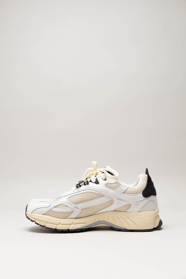 Beige Sneaker image