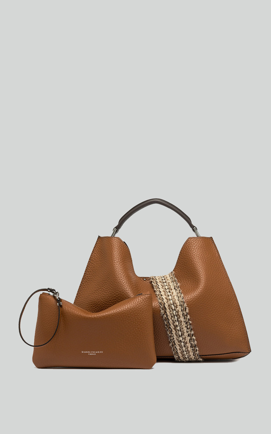 zoom in on Cognac Schoudertas image Cognac Schoudertas image