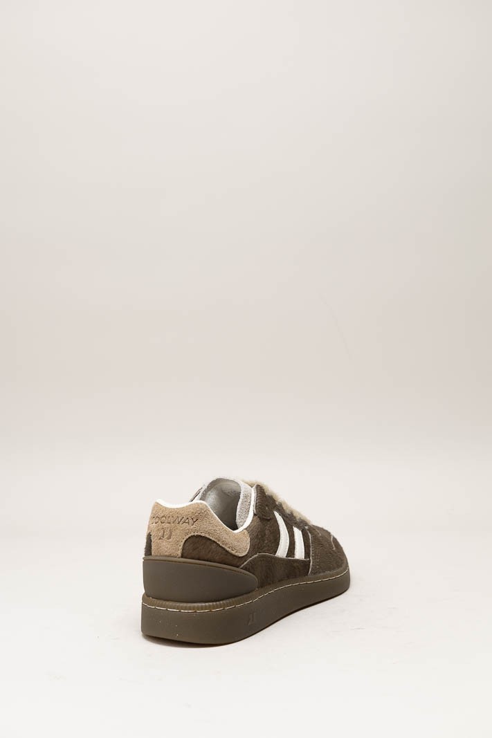 Bruin Sneaker image