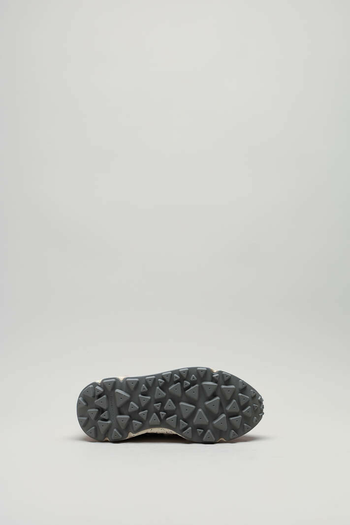 zoom in on Roze Sneaker image Roze Sneaker image