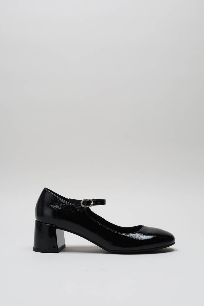 Zwart Pump