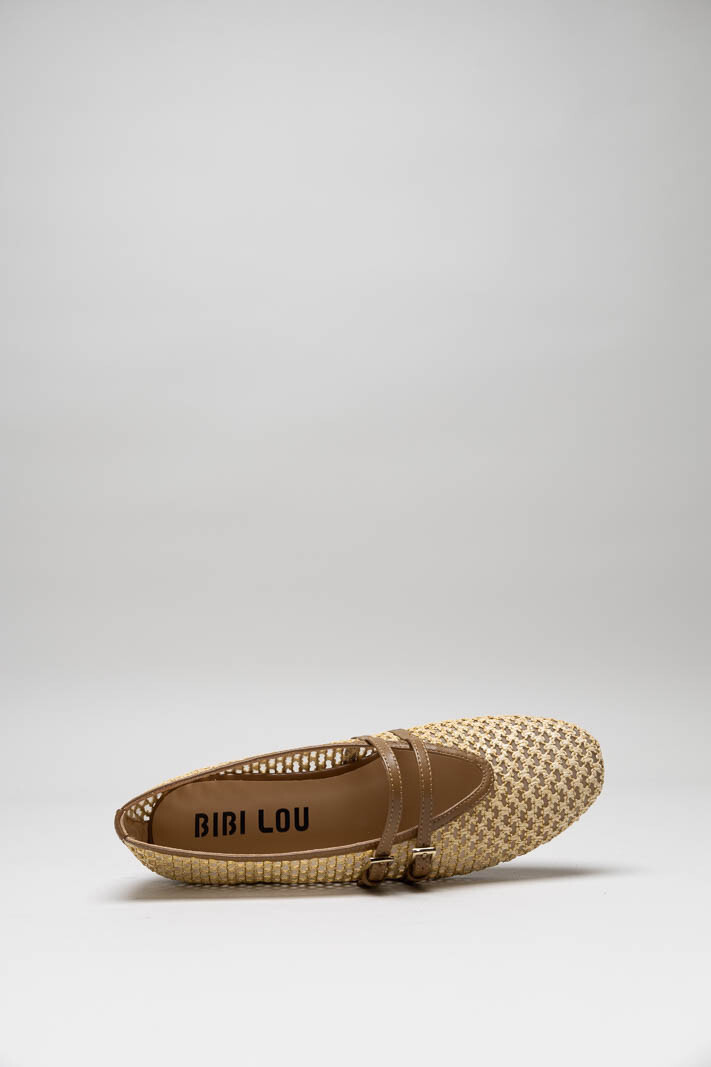 Beige Ballerina image