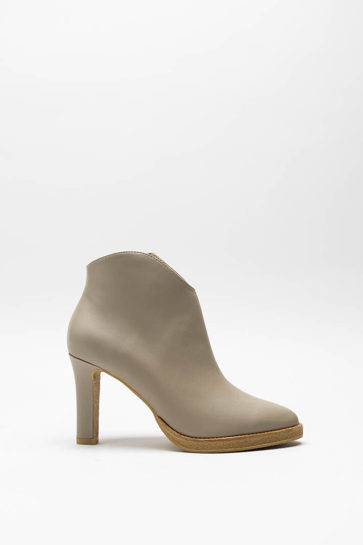 Beige Enkellaars hak