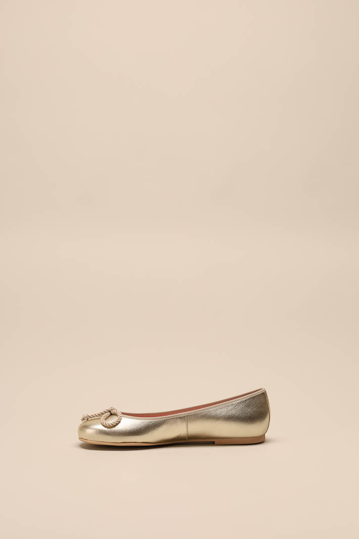 zoom in on Goud Ballerina image Goud Ballerina image