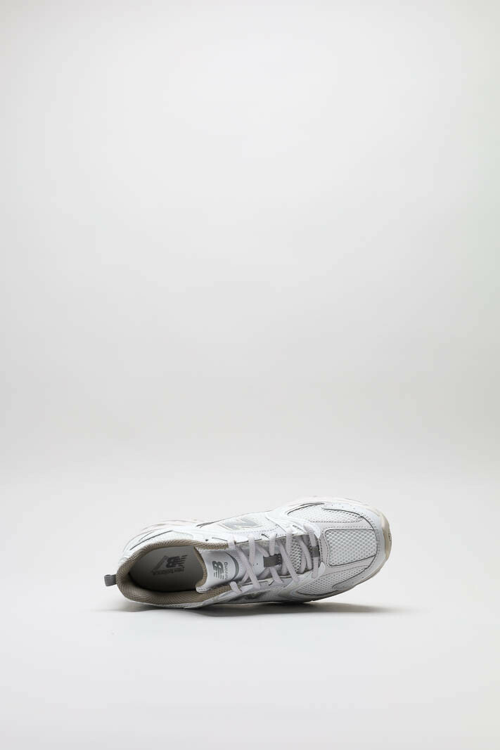 zoom in on Lichtgrijs Sneaker image Lichtgrijs Sneaker image