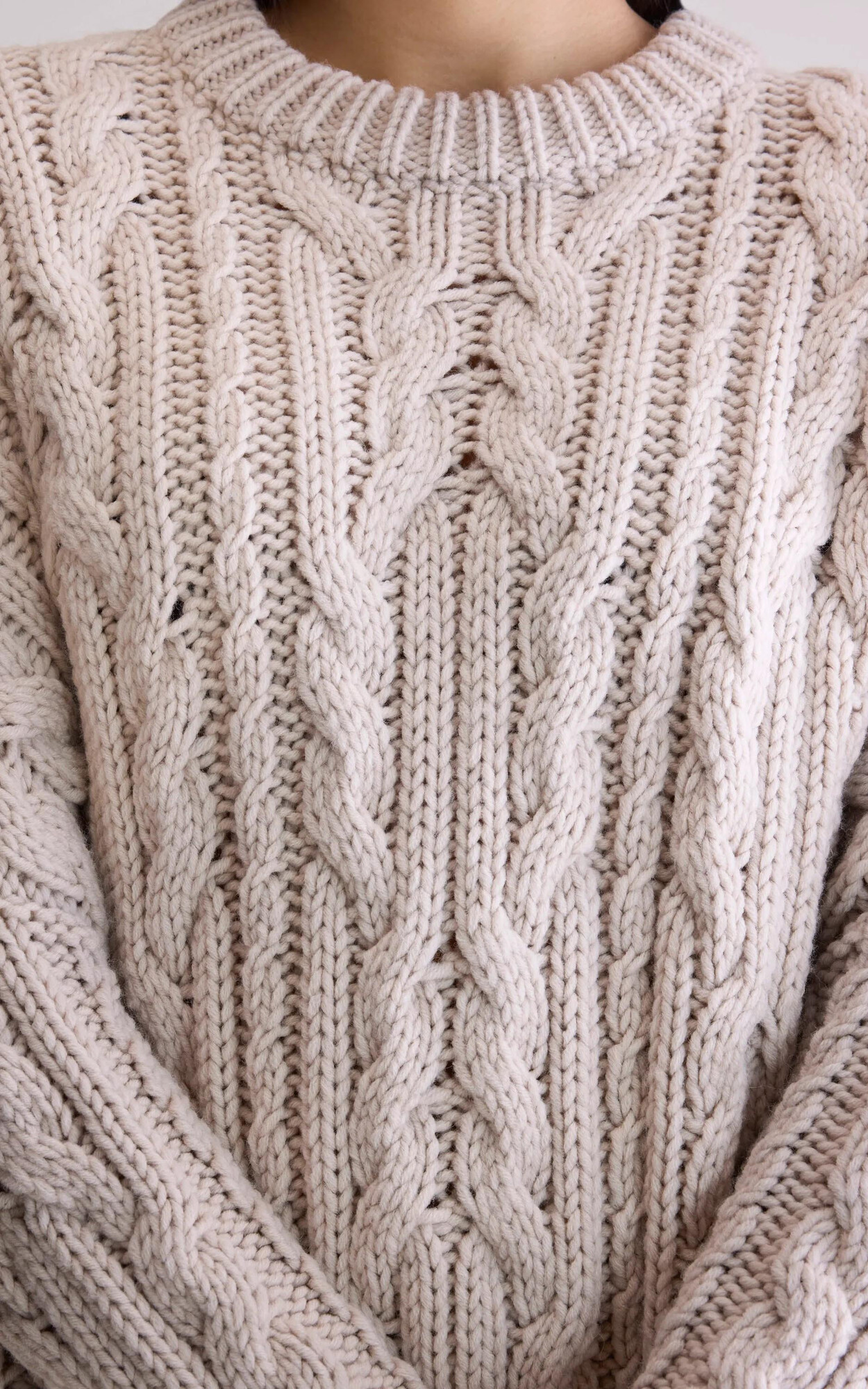 zoom in on Beige Trui image Beige Trui image