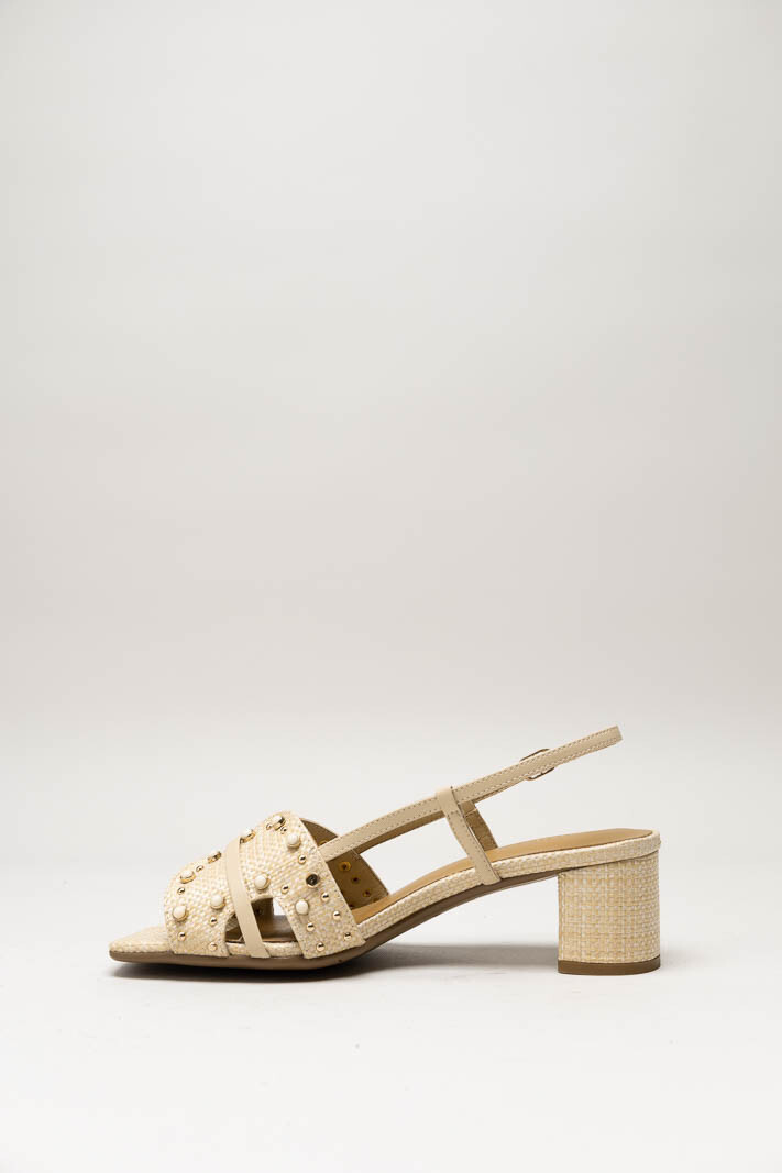 Beige Sandaal hak image