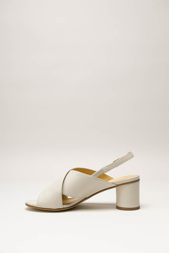 Lichtbeige Sandaal hak image