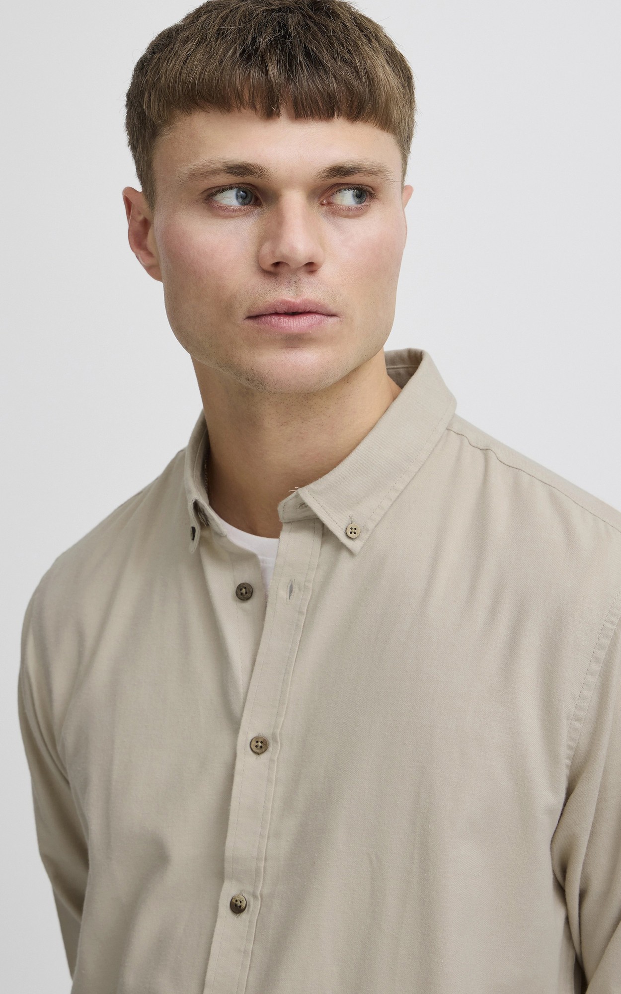 Beige Hemd