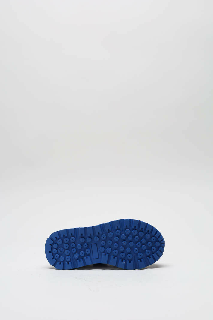 zoom in on Blauw Sneaker image Blauw Sneaker image