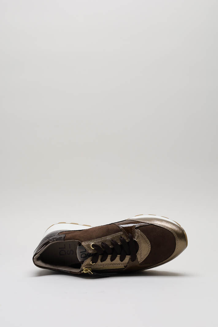 zoom in on Bruin Sneaker image Bruin Sneaker image