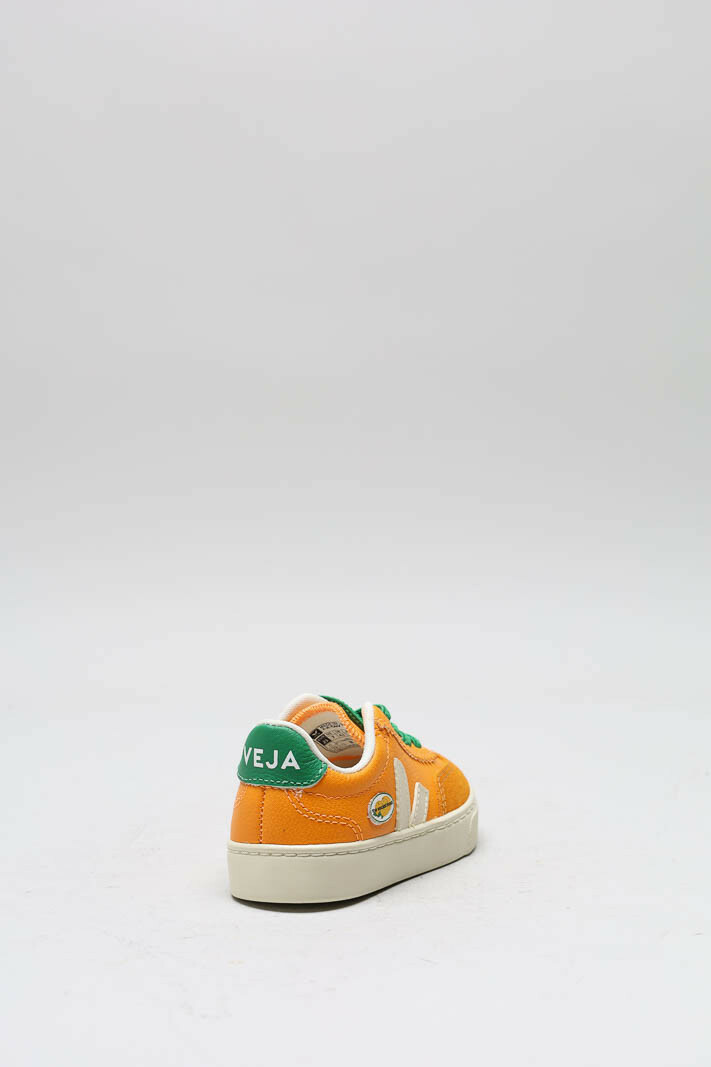 zoom in on Oranje Sneaker image Oranje Sneaker image