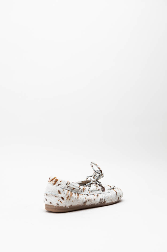 zoom in on Beige Bootschoen image Beige Bootschoen image
