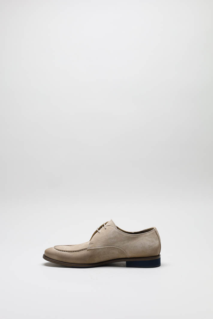 zoom in on Taupe Veterschoen image Taupe Veterschoen image