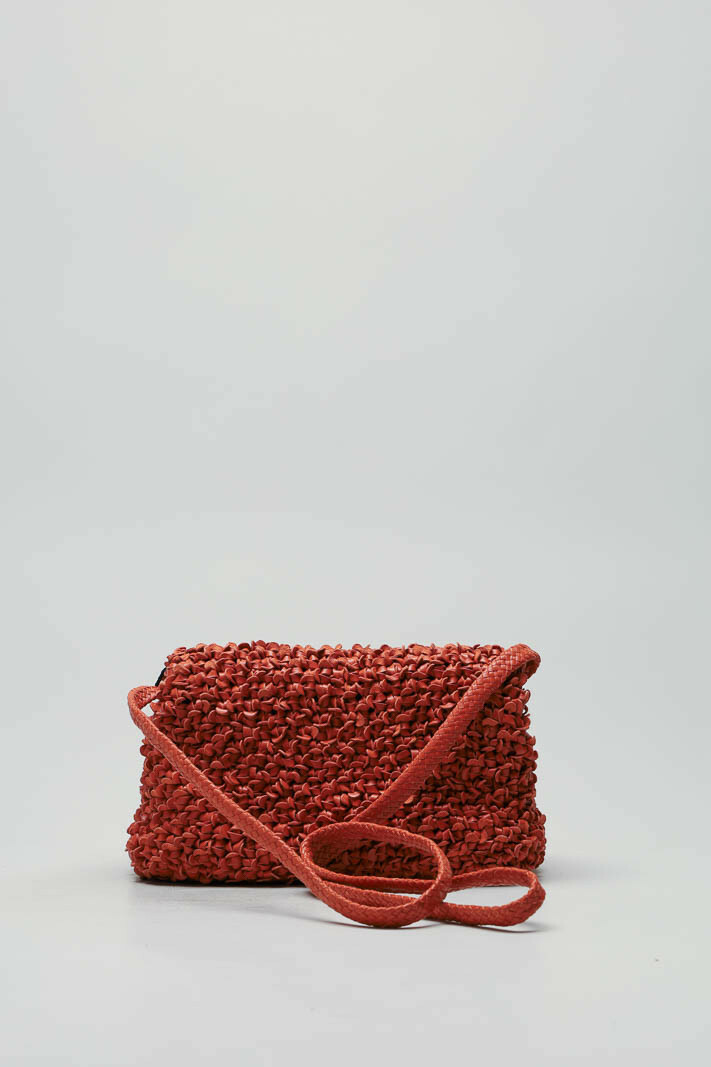 zoom in on Oranje Cross body image Oranje Cross body image