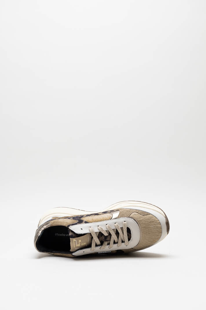 Beige Sneaker image