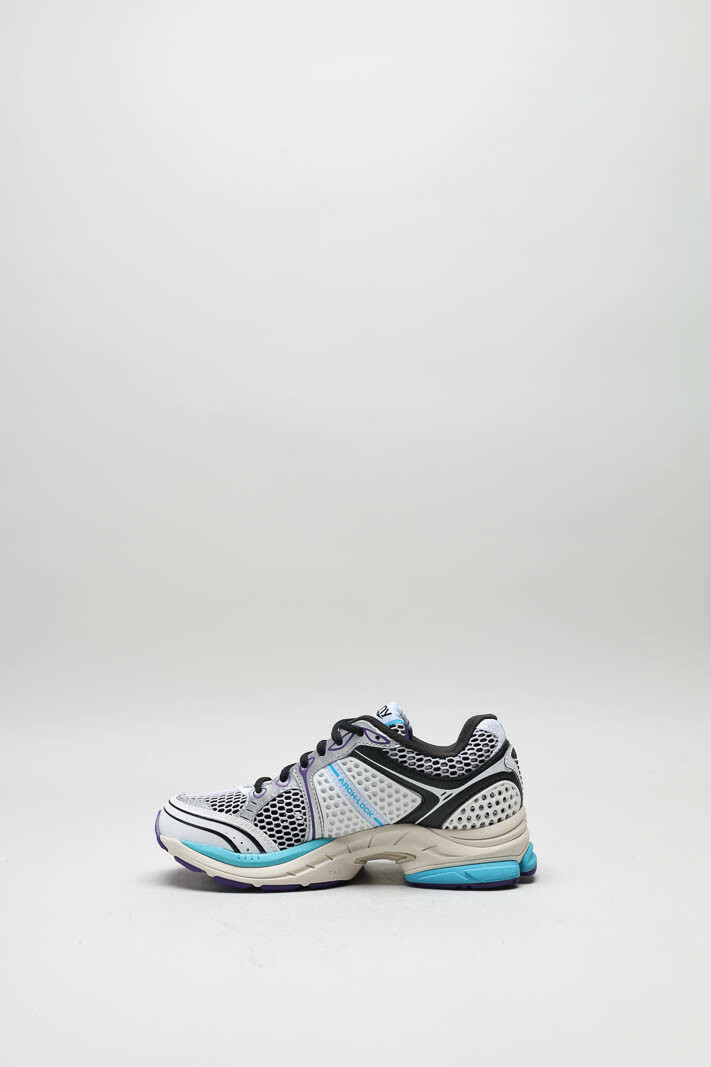 zoom in on Wit Sneaker image Wit Sneaker image