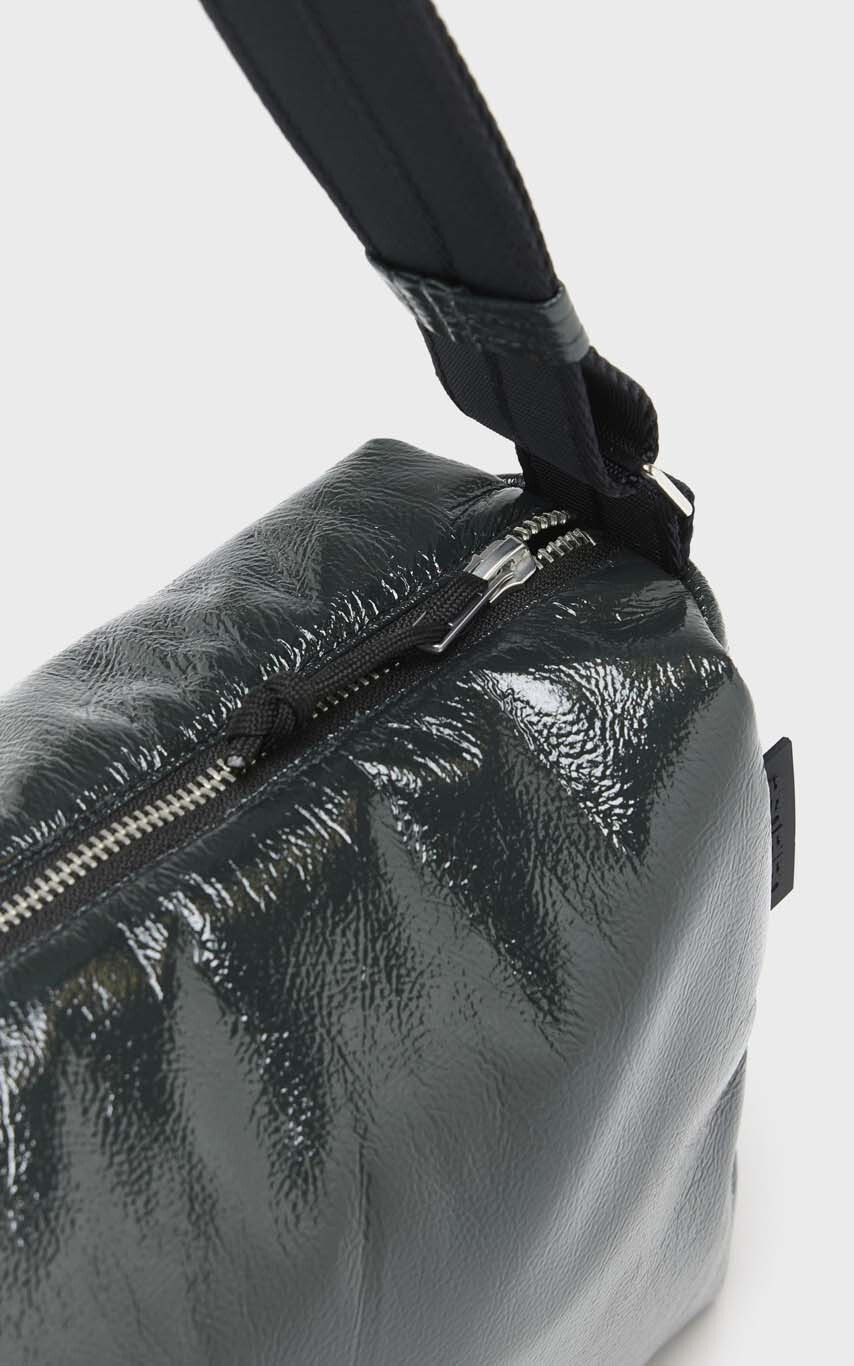 Groen Cross body image