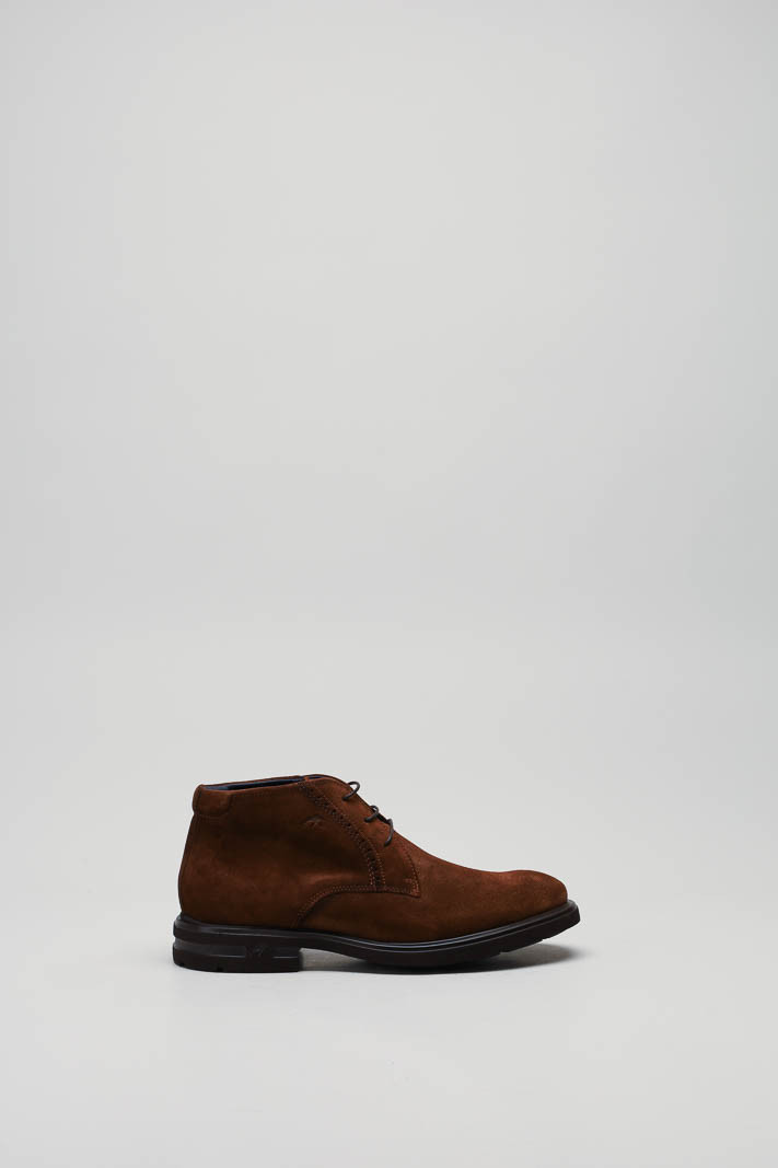 zoom in on Roestbruin Veterschoen hoog image Roestbruin Veterschoen hoog image