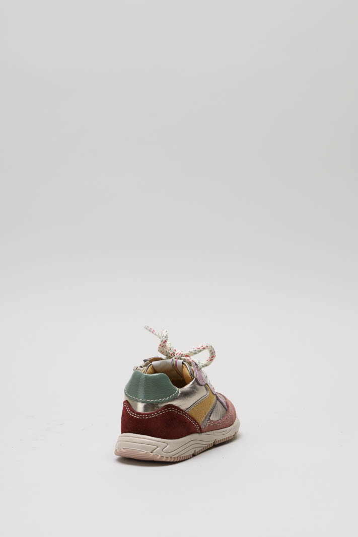 zoom in on Roze Sneaker image Roze Sneaker image