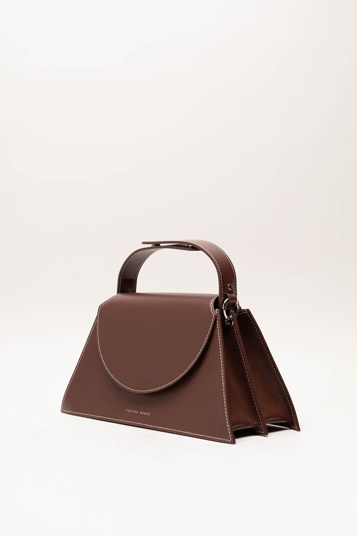 Bruin Cross body image