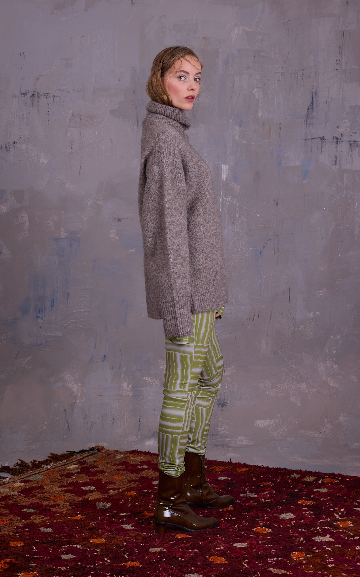 Taupe Sweater/trui