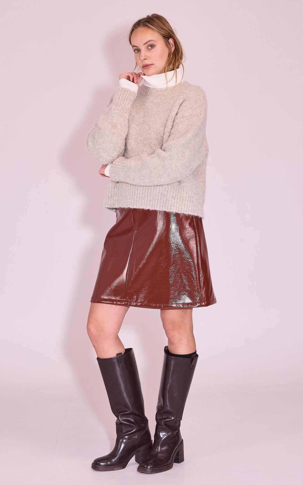 Beige Trui image
