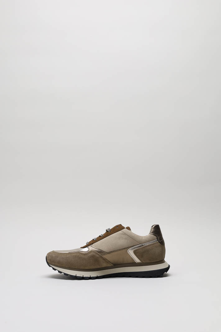zoom in on Bruin Sneaker image Bruin Sneaker image