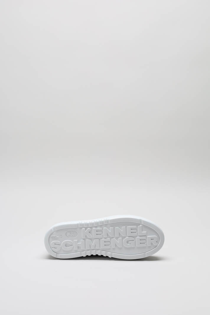 zoom in on Donkerblauw Sneaker image Donkerblauw Sneaker image