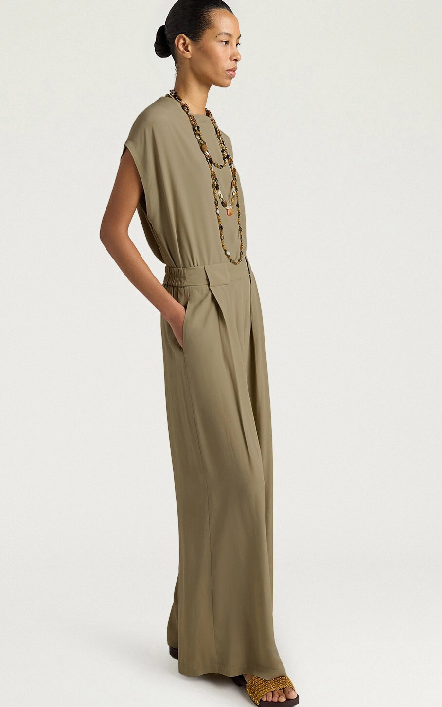 Kaki Broek image