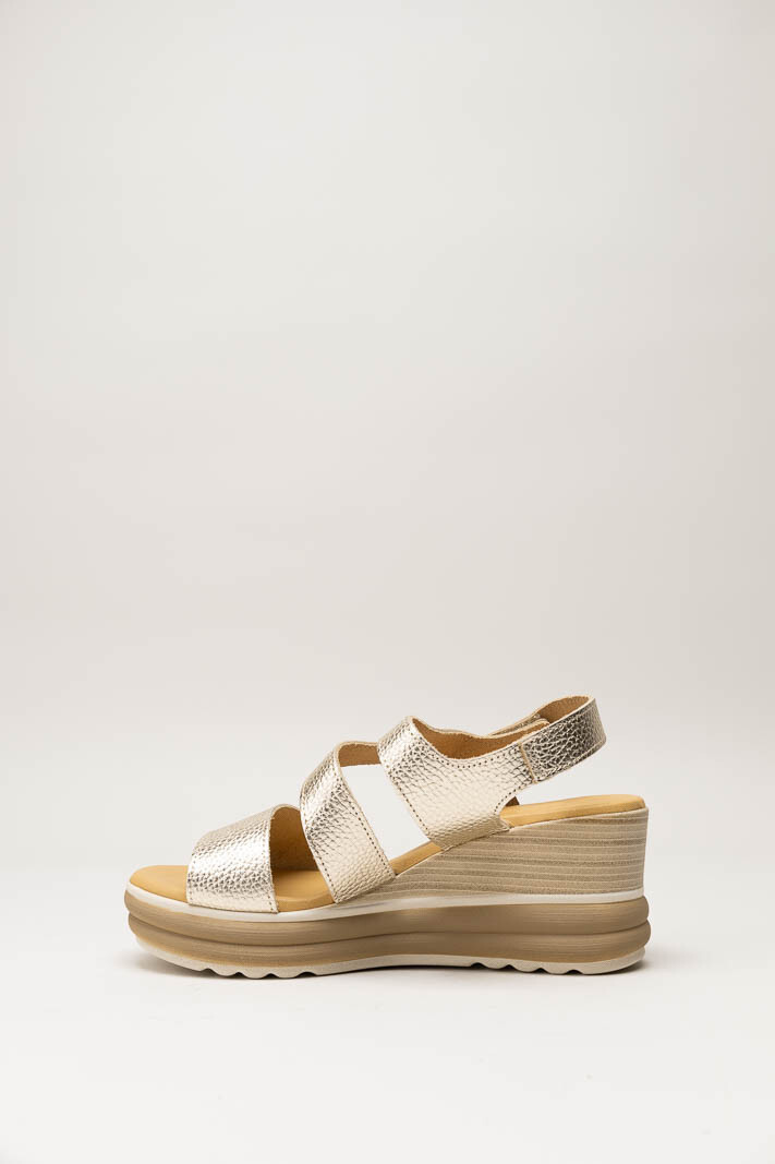 Goud Sandaal sleehak image