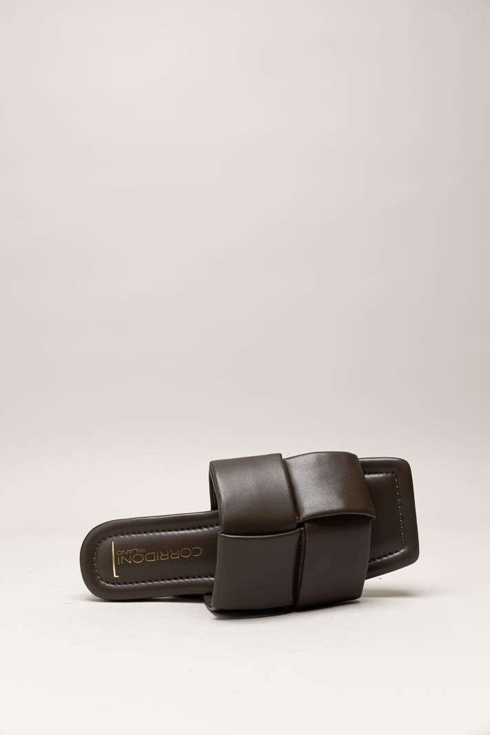 Donkerbruin Slipper image