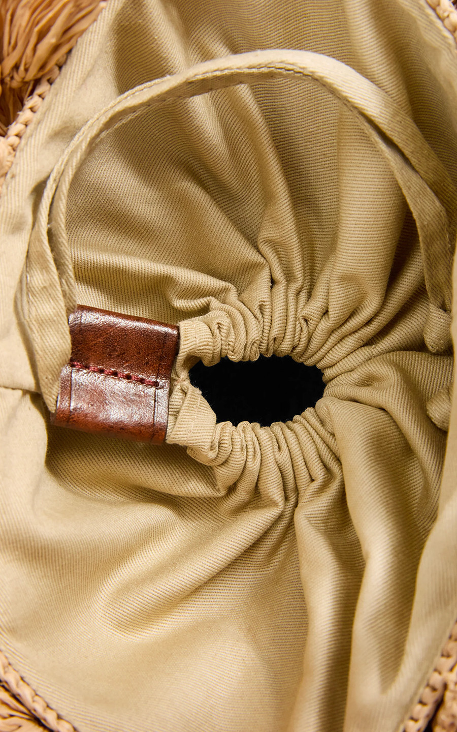 zoom in on Lichtbeige Handtas image Lichtbeige Handtas image
