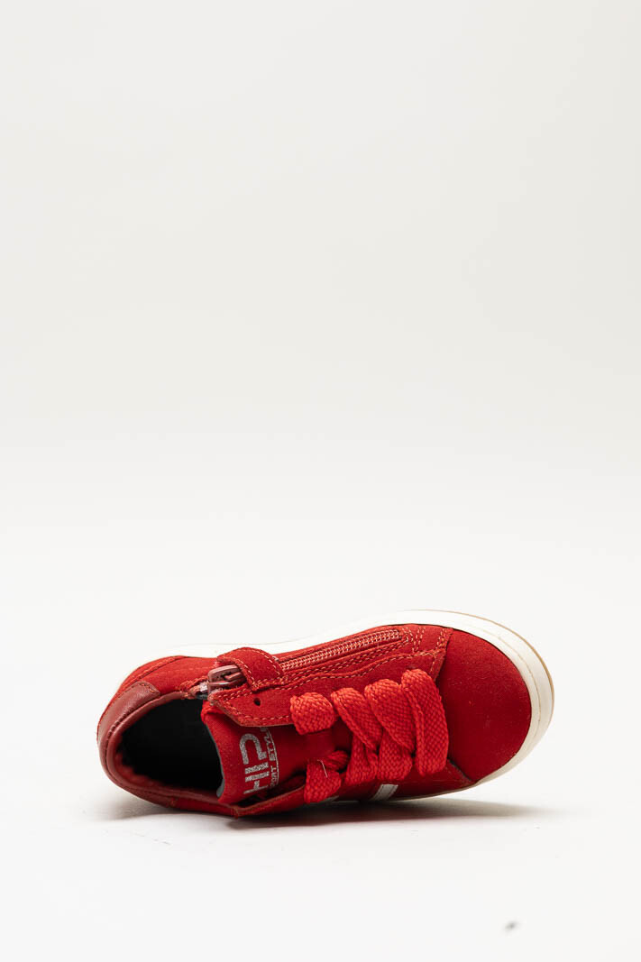zoom in on Rood Sneaker image Rood Sneaker image