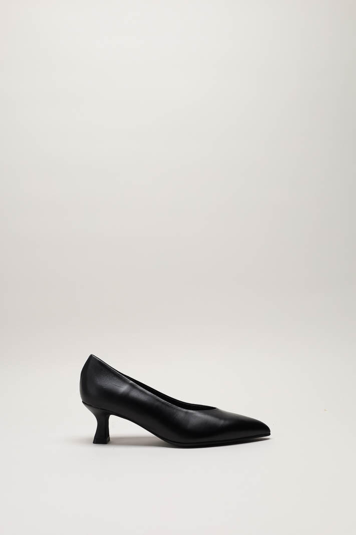 Zwart Pump
