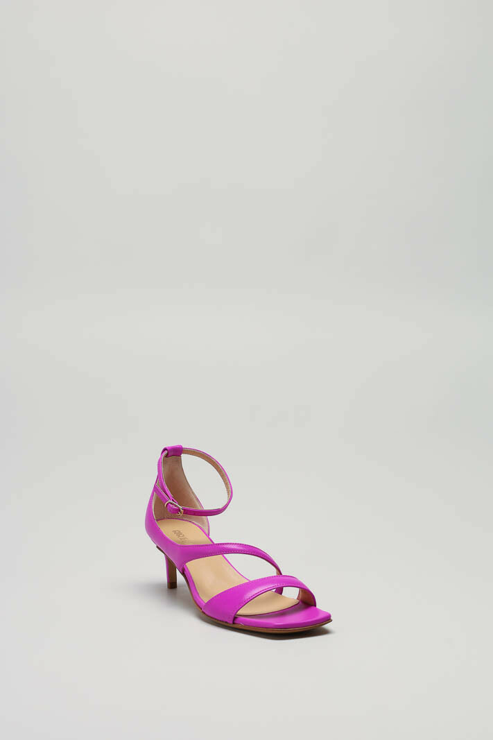 zoom in on Fuchsia Sandaal hak image Fuchsia Sandaal hak image