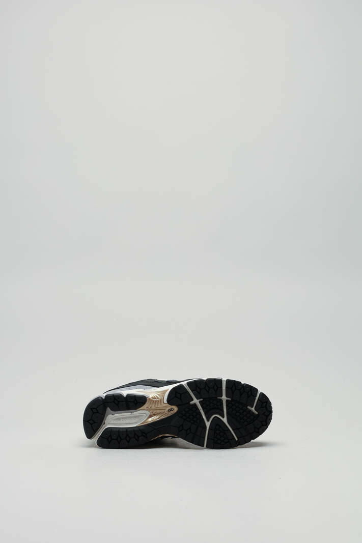 zoom in on Zwart Sneaker image Zwart Sneaker image