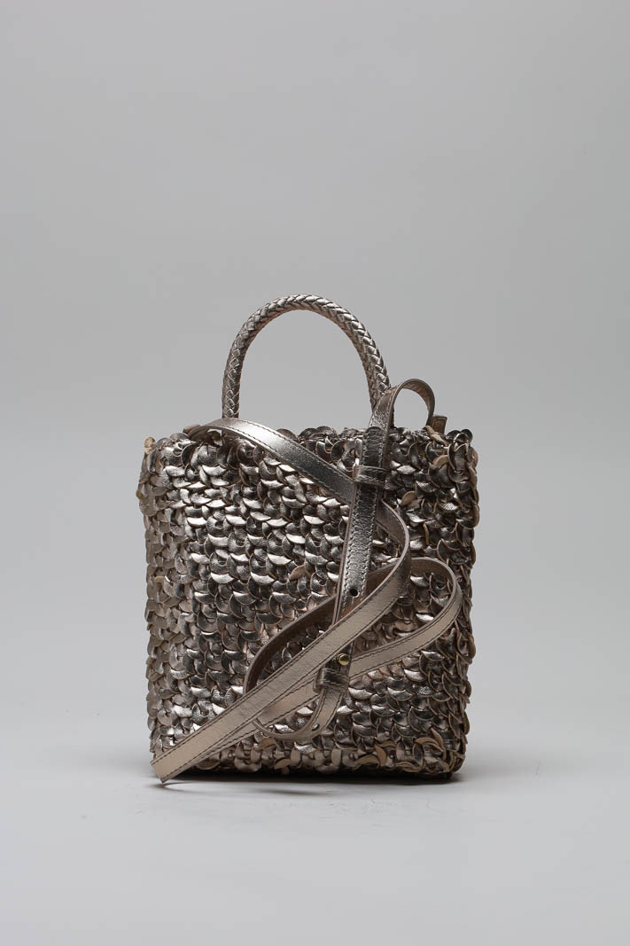 zoom in on Goud Cross body image Goud Cross body image