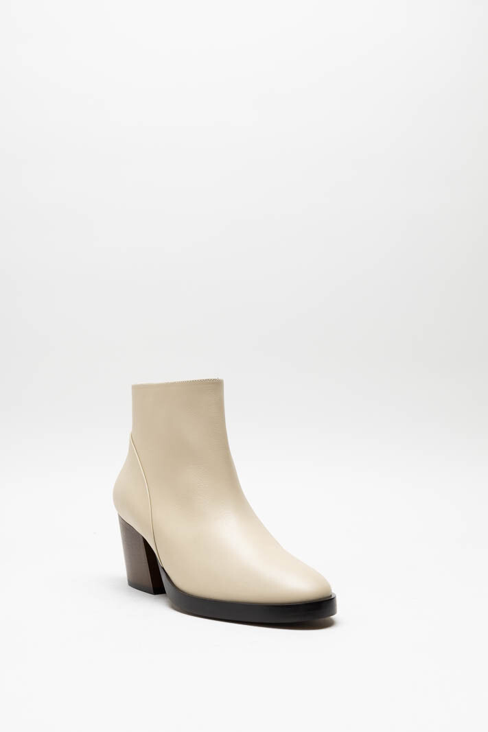 Lichtbeige Enkellaars hak