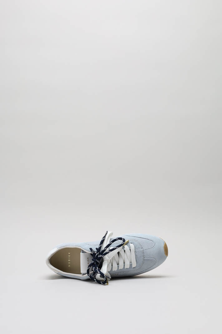 zoom in on Lichtblauw Sneaker image Lichtblauw Sneaker image