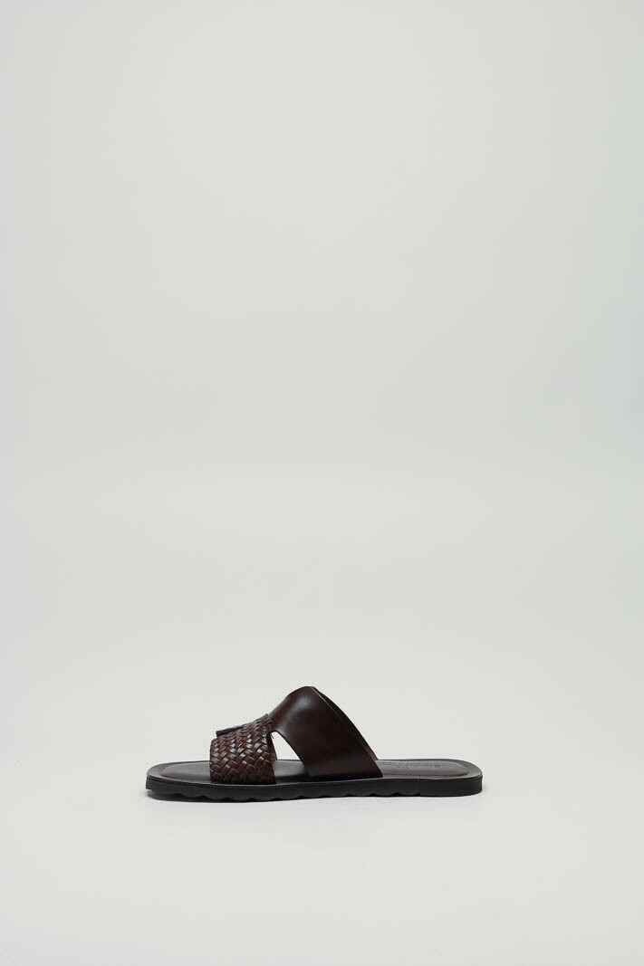 zoom in on Bruin Slipper image Bruin Slipper image