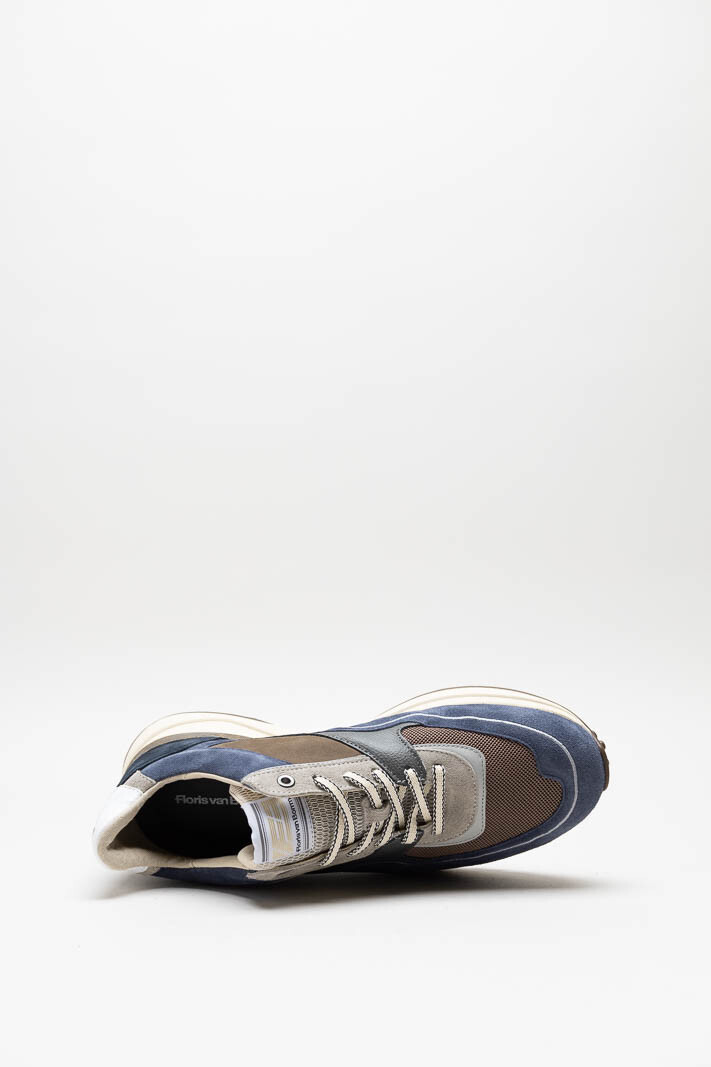 zoom in on Blauw Sneaker image Blauw Sneaker image