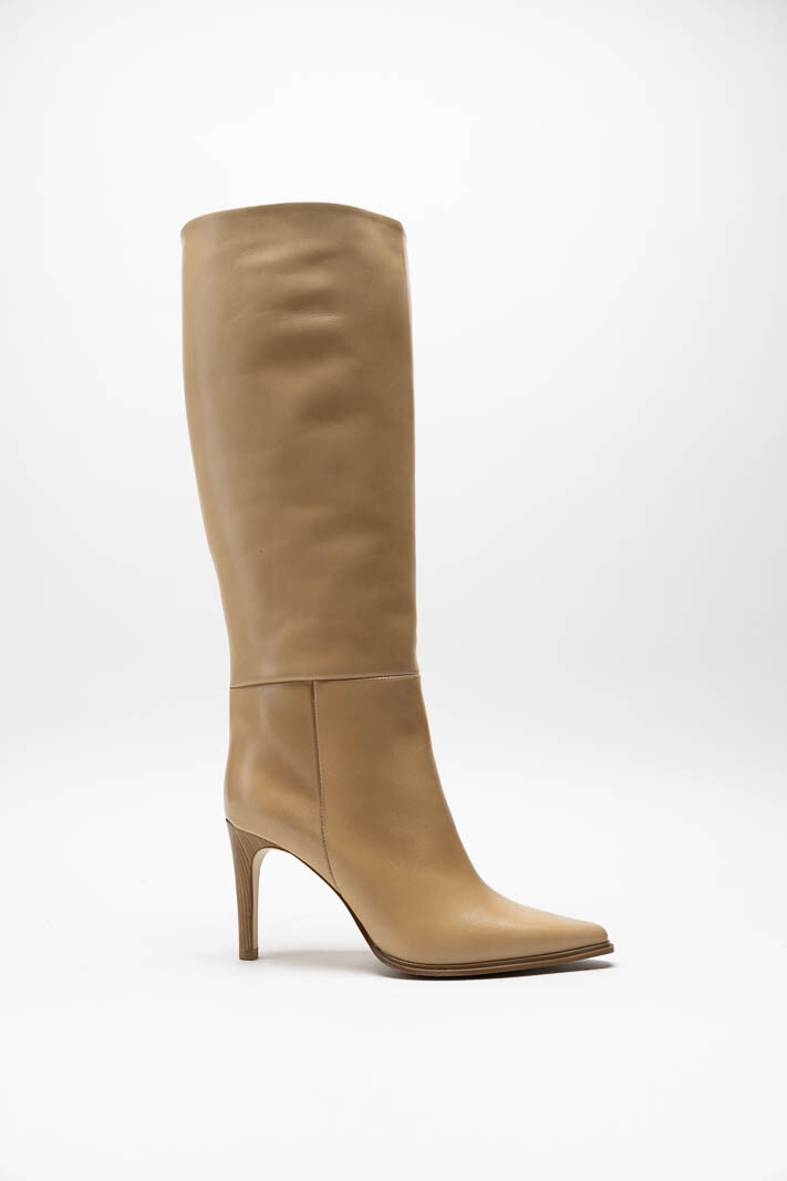 Beige Laars