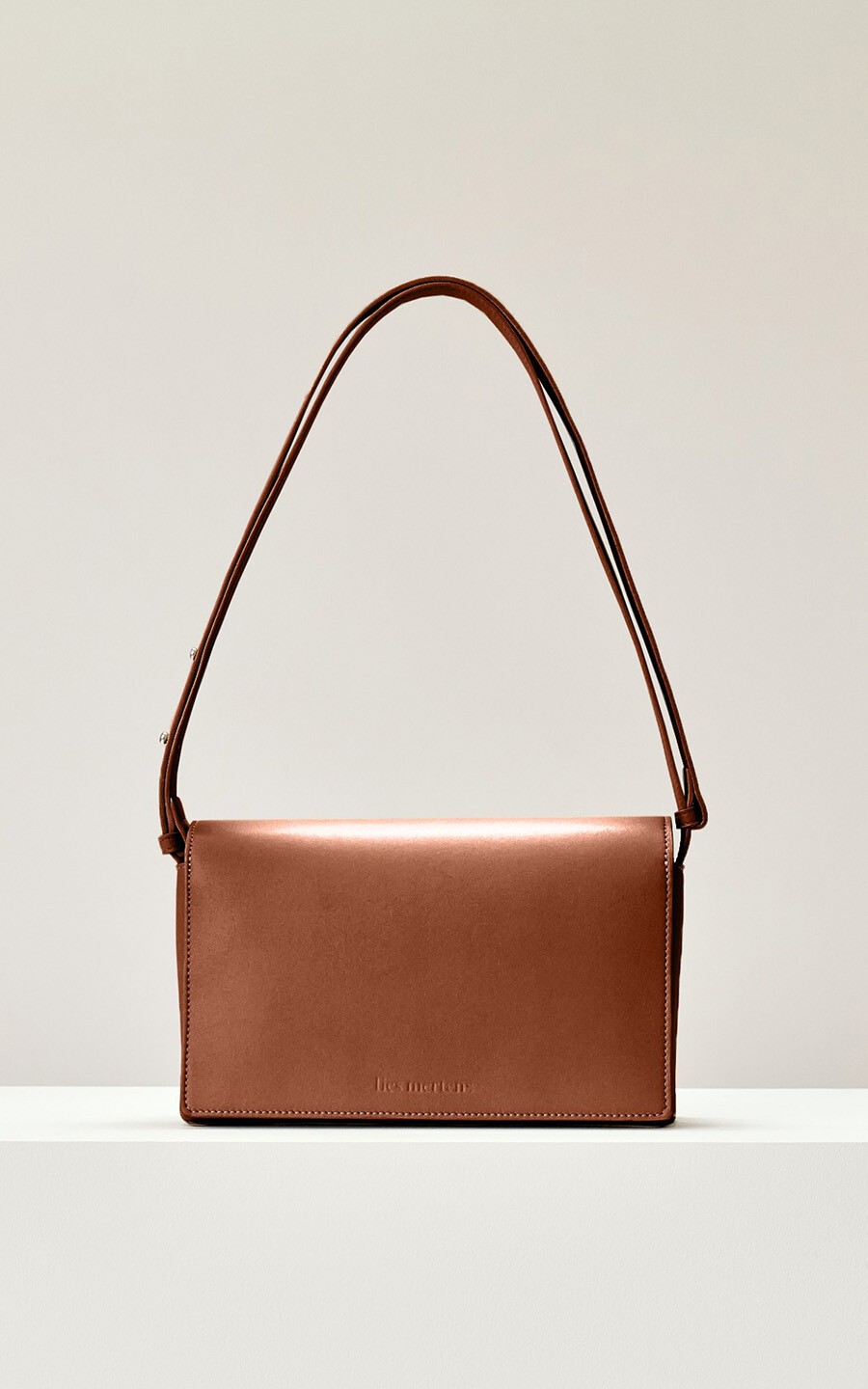 zoom in on Cognac Cross body image Cognac Cross body image