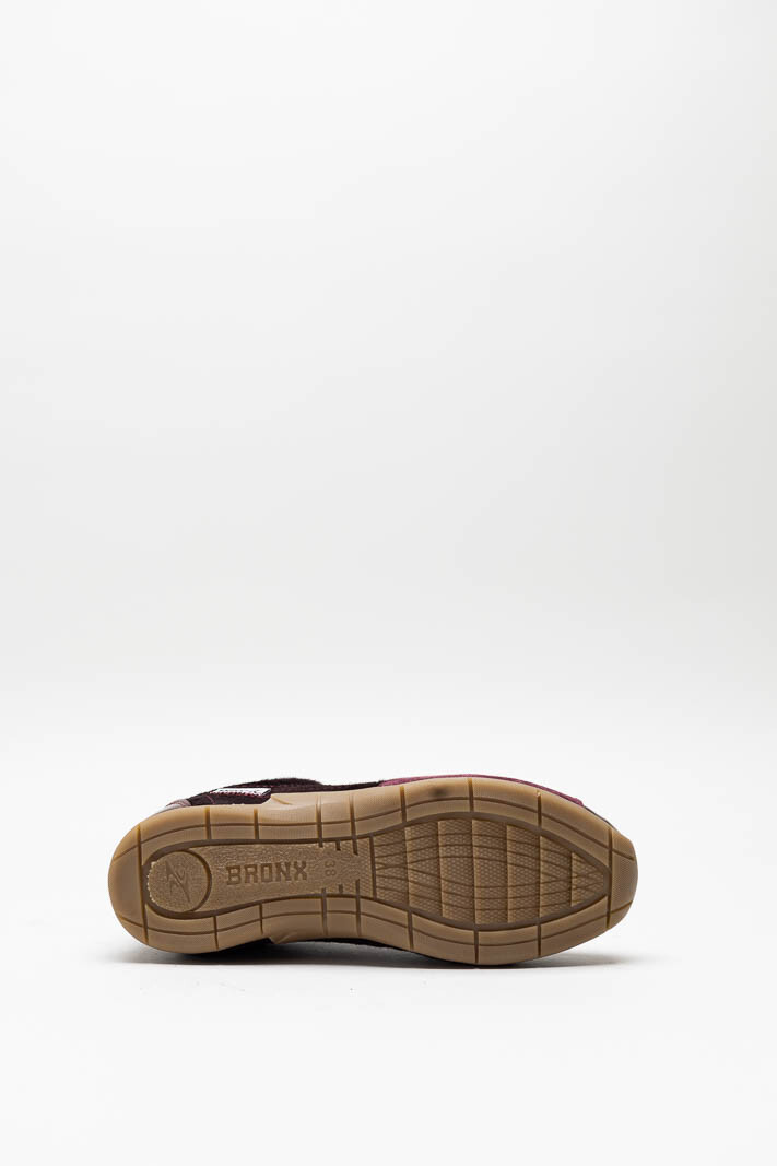 Bordeaux Sneaker image