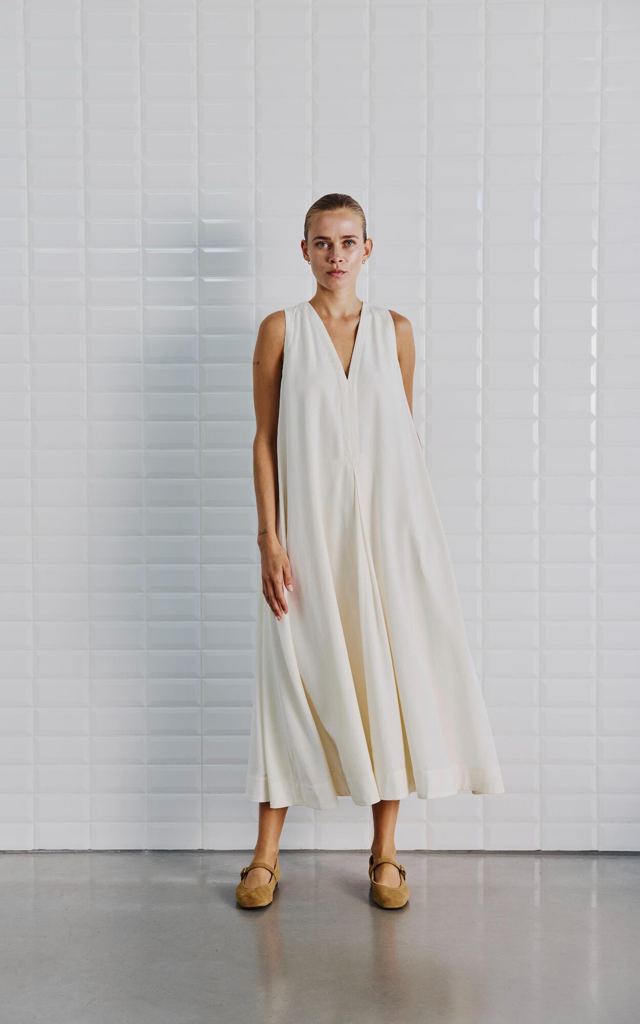 Off white Jurk image